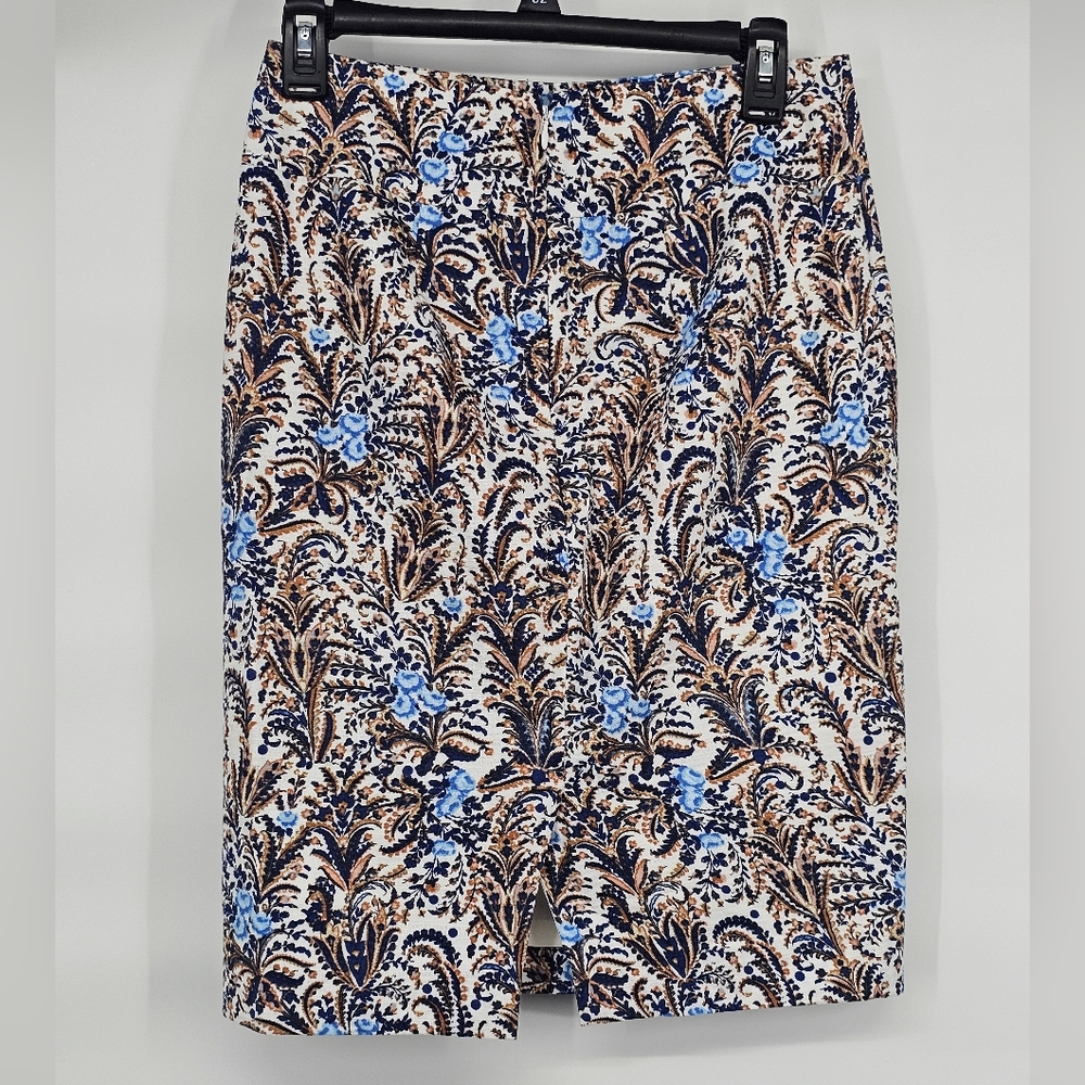 Ann Taylor Pencil Skirt with Blue & Brown Floral Print Machine Washable 0 - Picture 1 of 12